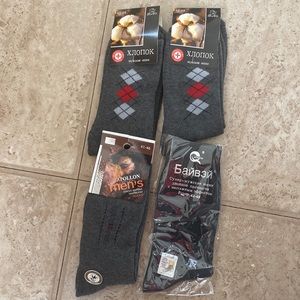 NWT  4 pairs men socks